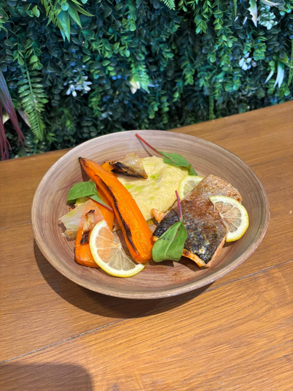 Restaurant image
