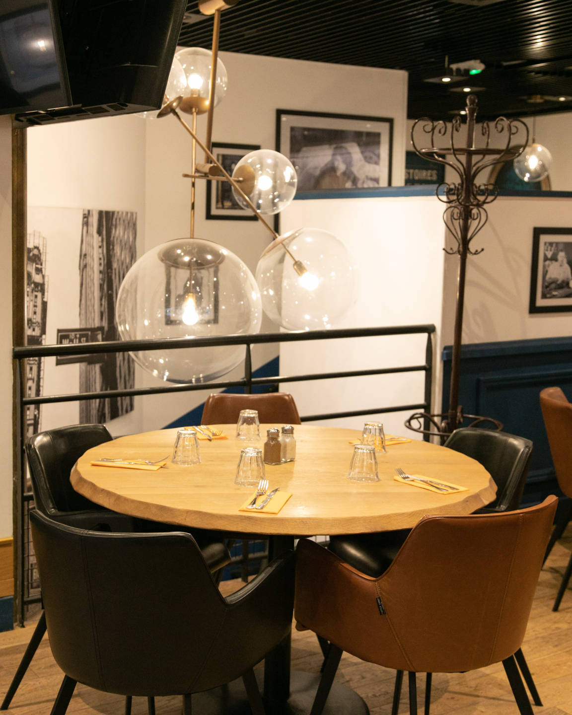 Restaurant image